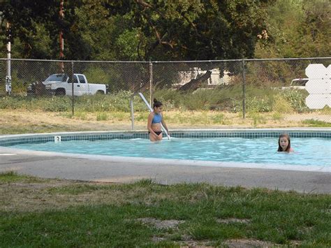 Pinnacles Campground Pool: Pictures & Reviews - Tripadvisor