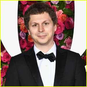 Michael Cera Talks Almost Marrying Aubrey Plaza, Getting Slapped by ...