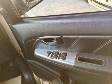 Toyota Hilux Vigo Interior Door