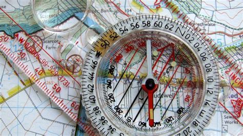 How To Use A Map And Compass | Gizmodo Australia