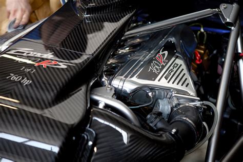 Pagani Zonda F Engine