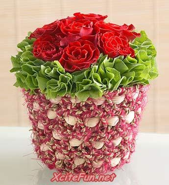 Beautiful Red Roses Bucket - XciteFun.net