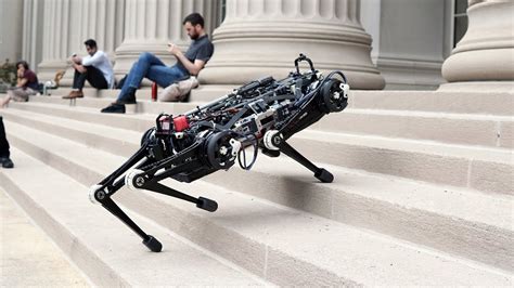 MIT's Cheetah 3 Robot Can Climb Stairs and Avoid Obstacles without "Seeing"