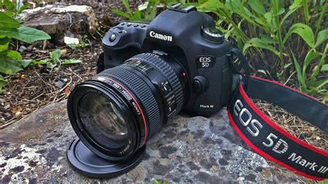 Canon EOS 5D Mark III Review - YouTube