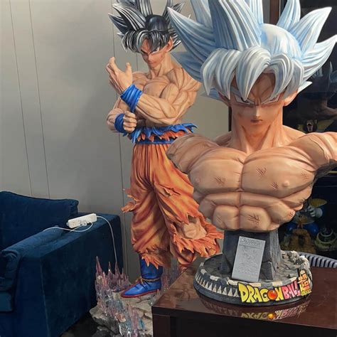 Giant Goku Statue Dragon Ball Z Super Saiyan Goku Statue ...