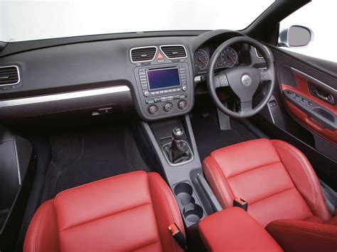 Volkswagen eos interior photos