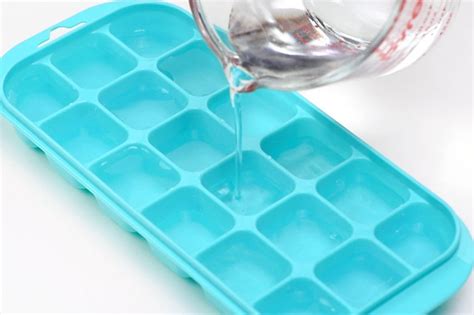 Ice Painting: Learn How to Paint with Ice Cubes!