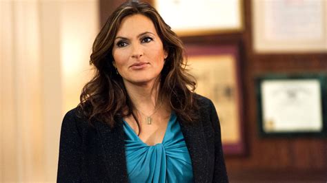 3 Reasons Olivia Benson is the Heart of 'Law and Order: SVU' - Newsweek