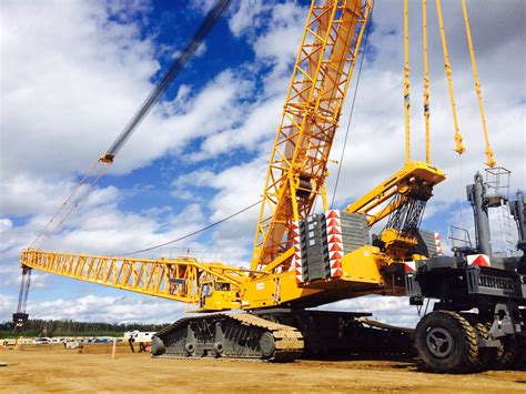 Crawler Crane manufacturers focus on technological improvements ...