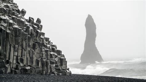 Researchers Find Oldest Viking Settlement In Iceland, Rewriting History ...