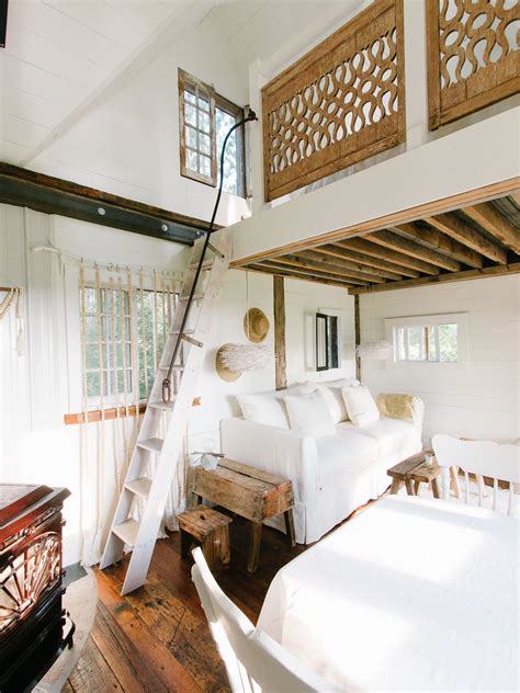 Treehouse + Cabin Tour : A BEAUTIFUL MESS - Design The Life You Want To ...