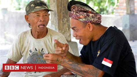 Desa di Bali yang berkomunikasi dengan bahasa isyarat - BBC News Indonesia