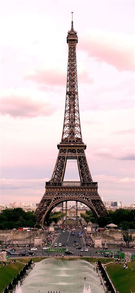 Eiffel tower Paris iPhone 11 Wallpapers Free Download