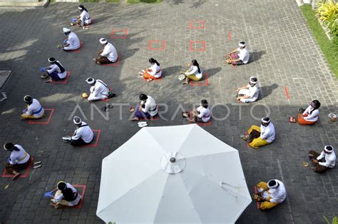 HARI RAYA SARASWATI | ANTARA Foto