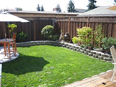 16 Simple Small Backyard Landscaping Ideas Inspirations - DHOMISH