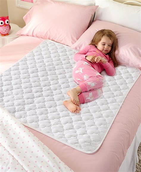 Washable Waterproof Bed Pads | Bed pads, Baby toddler bed, Crib ...