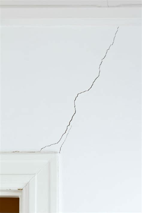 Do Drywall Cracks Mean Foundation Issues?