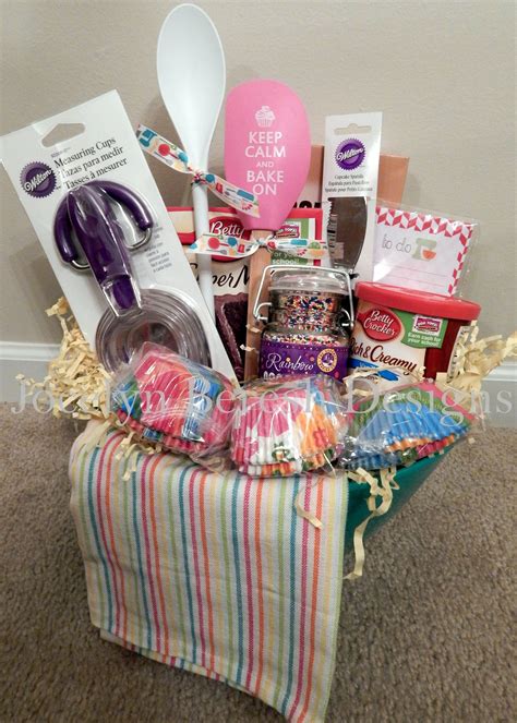 10 Cute Silent Auction Gift Basket Ideas 2024