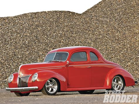 1939 Ford Coupe - Street Rodder Magazine