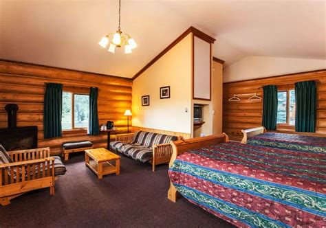 Revelstoke Accommodation | Hotels, Motels, Lodges & Bed n Breakfasts