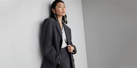 A Modern Guide To Business Professional Attire For Women