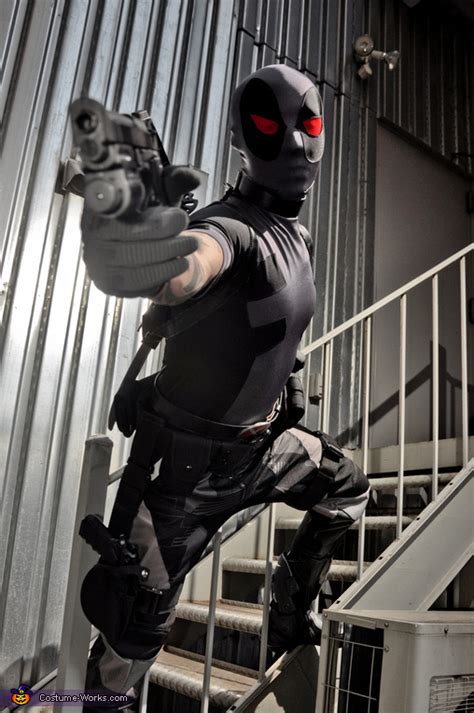 XFORCE DeadPool Halloween Costume Idea - Photo 5/5