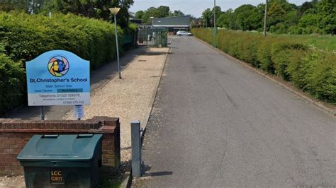 Lincoln St Christopher's School to close during heatwave for pupil ...