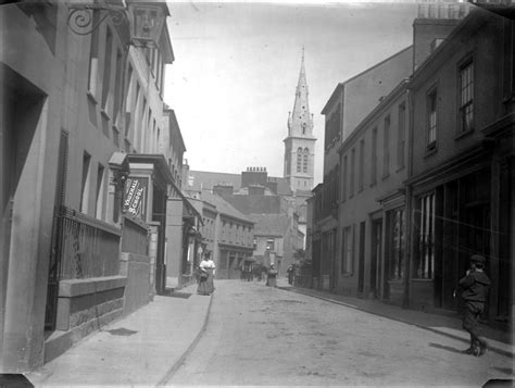 Rare Found Photos That Capture Street Scenes of London From the 1890s ...