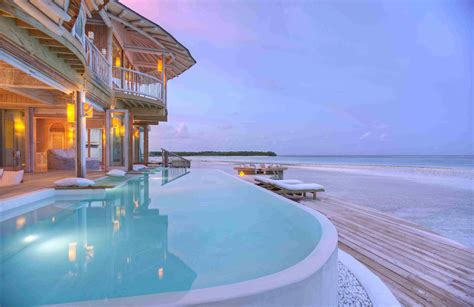 Luxury Villa with Slide into Blue Lagoon