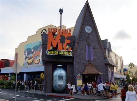 Despicable Me ride soft opens for guests at Universal Studios - Photos ...