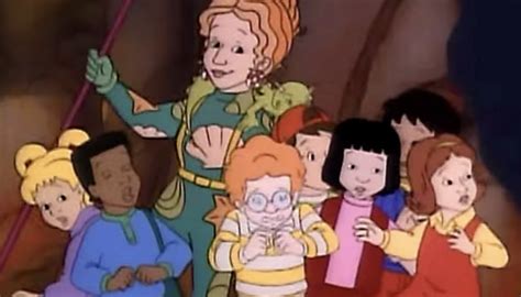 Greenlit: Elizabeth Banks Will Play Ms. Frizzle in the Live-Action ...