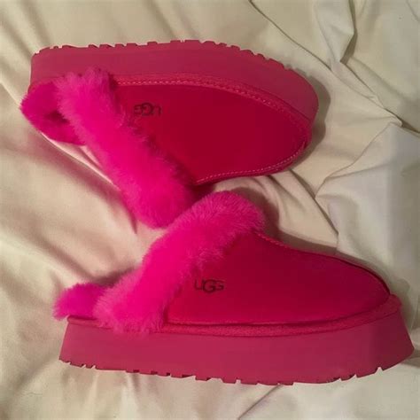 Hot Pink Ugg Platform Slippers | Pink uggs, Fluffy shoes, Pretty shoes ...