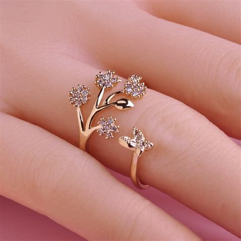 Designer Diamond Rings - 9 New and Beautiful Designs for Women