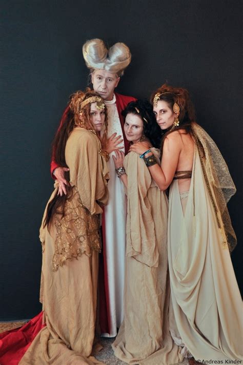 Dracula’s brides – Mohmoh's costume portfolio