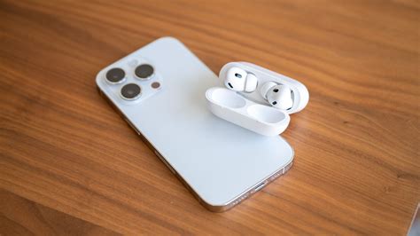 How to Improve AirPods or AirPods Pro Battery Life: 7 Tips