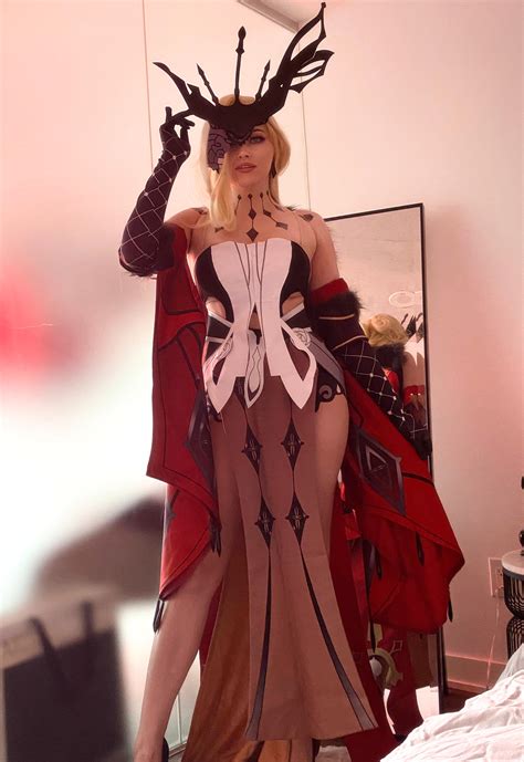 My La Signora cosplay test :) : r/Genshin_Impact