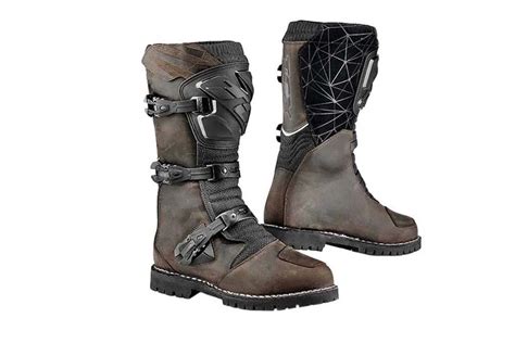 10 Best Adventure Motorcycle Boots - Mad or Nomad