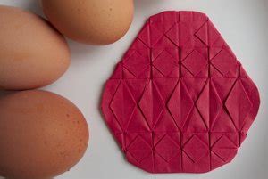 Easter Egg - Origami by Michał Kosmulski