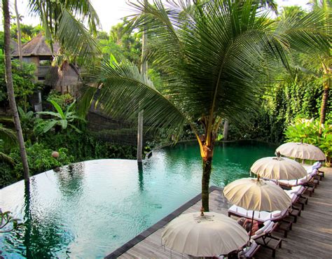 Bali hotel pool for boomervoice - BoomerVoice