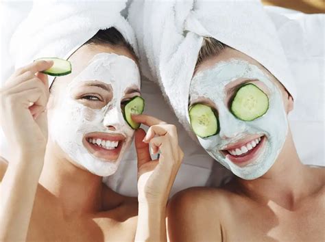 5 Best Detox & Peel-Off Face Masks to Make At Home – Happy Body Formula