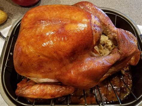 Free Turkey: 8 Ways to Get One for Thanksgiving - SavingAdvice.com Blog