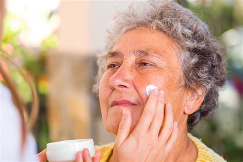 Elderly Skin Care Tips