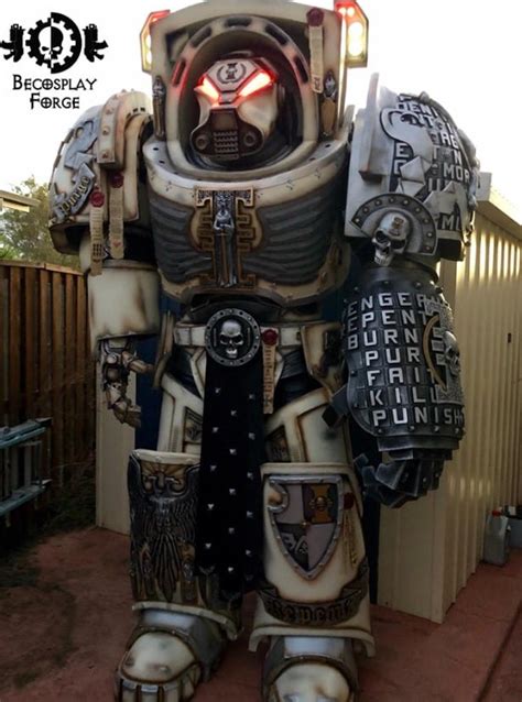 40k Cosplay Done Right: 2 Sets of Space Marine Armor! - Spikey Bits