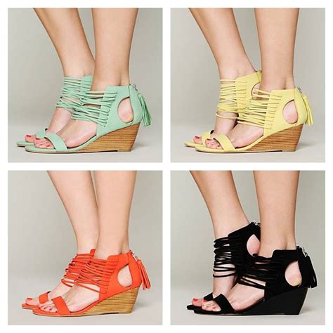 Really cute summer sandals!