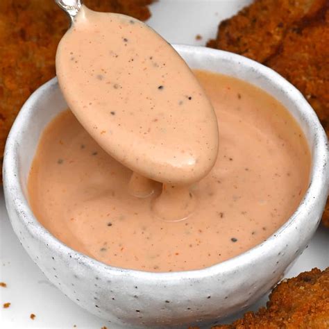 Raising Cane’s sauce (VIDEO) - Alphafoodie