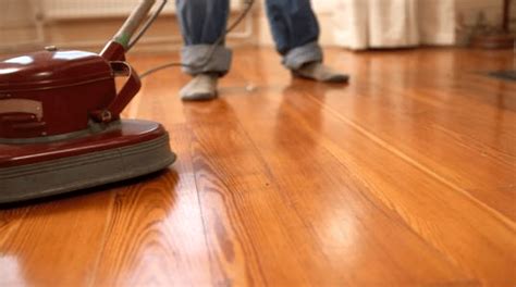 Hardwood Floor Cleaning And Polishing – Flooring Tips