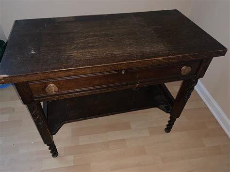 Antique Oak Desk | EstateSales.org