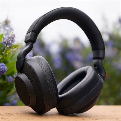 BEST NOISE CANCELLING HEADPHONES FOR 2020 - TechStory