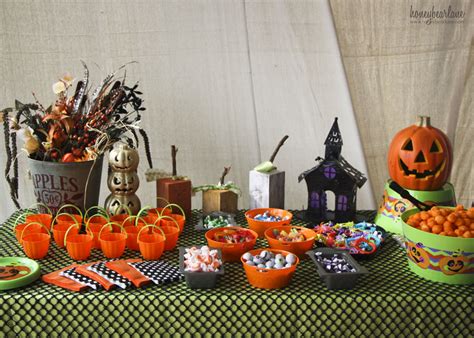 Kids Halloween Party Ideas - Honeybear Lane