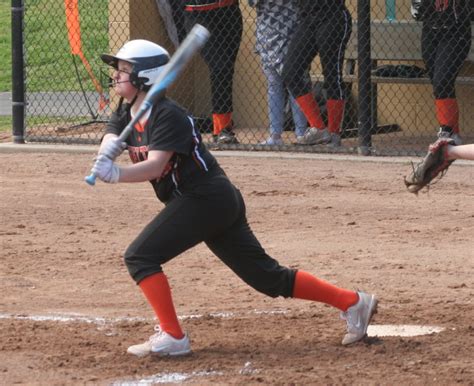 Softball: Shelton challenges throughout loss to Law